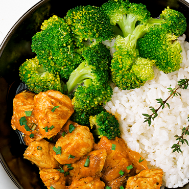 Butter Chicken with Rice and Broccoli